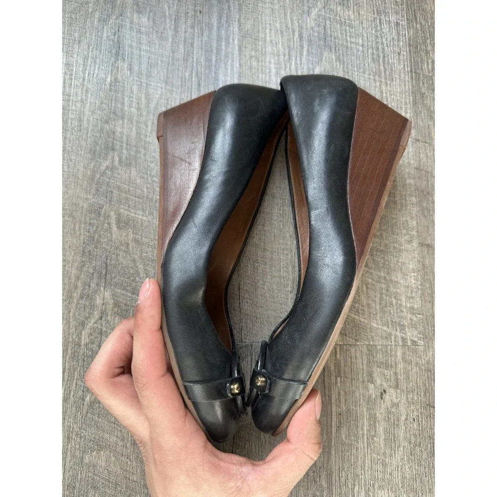 Tory Burch Women's Mini Miller‎ Black Wedge Leather Logo Pump Size: 8M EUC++++++